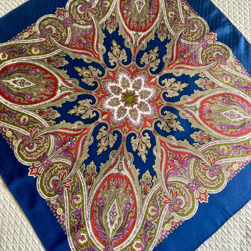 ECHO, collectible vintage paisley scarf, - Picture 2 of 11